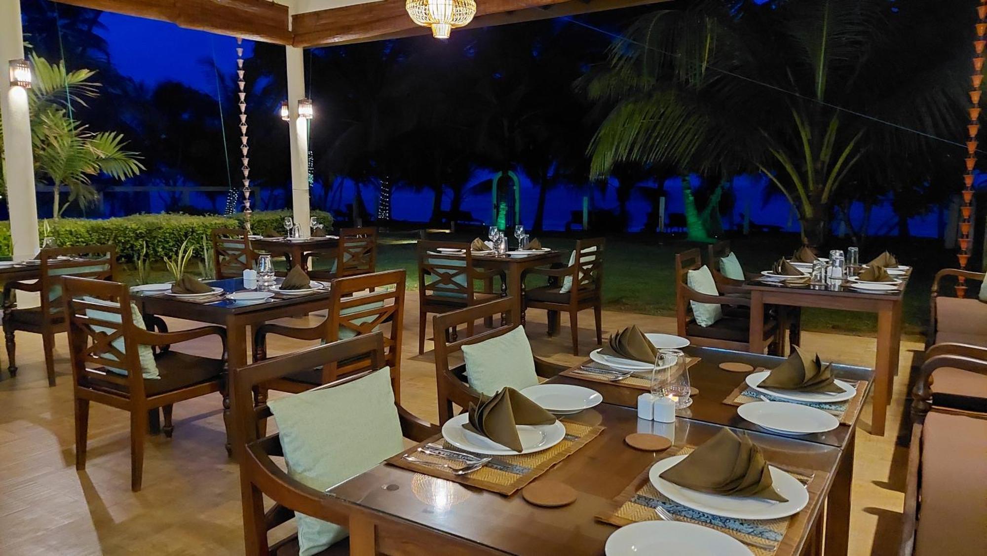 Lanka Beach Grand Villa Rekawa Dış mekan fotoğraf